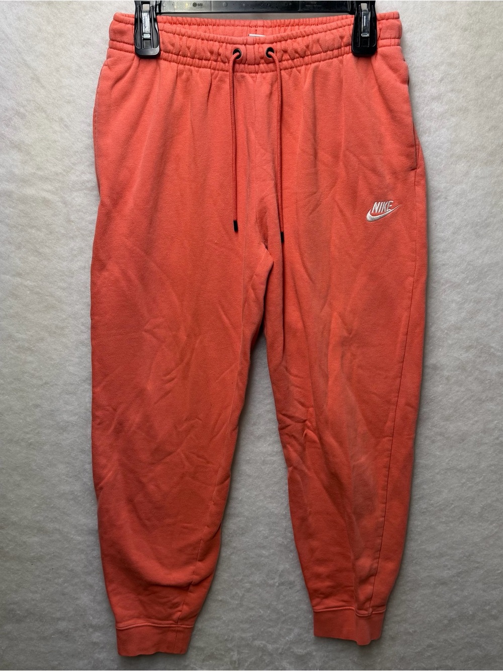 Nike Womens Club Fleece Oversized Sweatpants Medium Mantra Orange DR6161-814